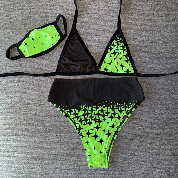 The LYTE Couture festival set - Picture 1 of 3